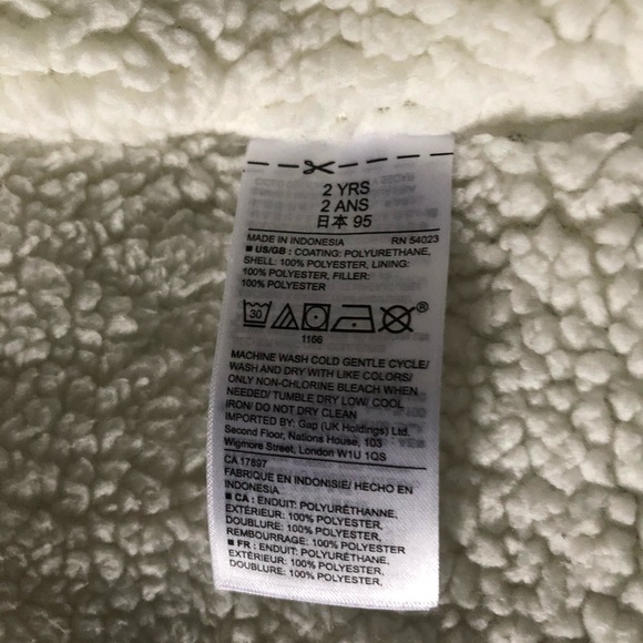 Baby GAP Puffer Vest - Picture 8 of 8